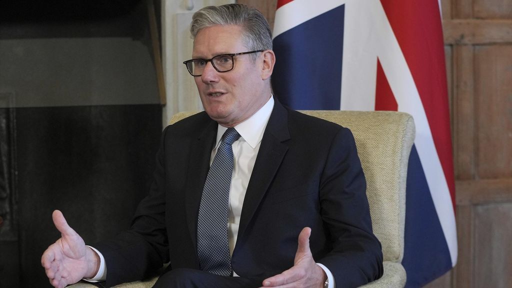EuropaPress 6871879 24 july 2025 united kingdom buckinghamshire british prime minister keir