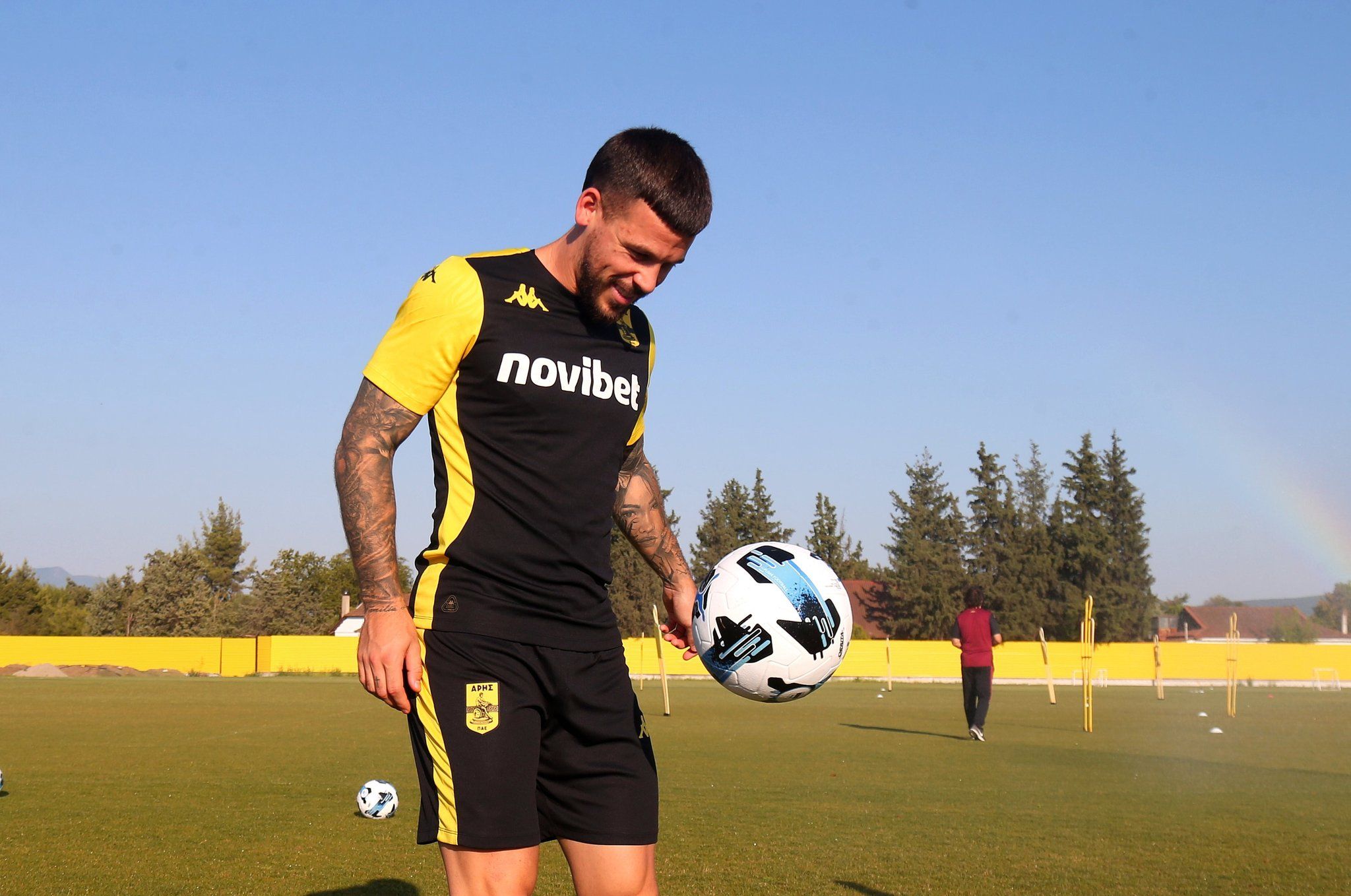 Carles Pérez, con el Aris Salónica