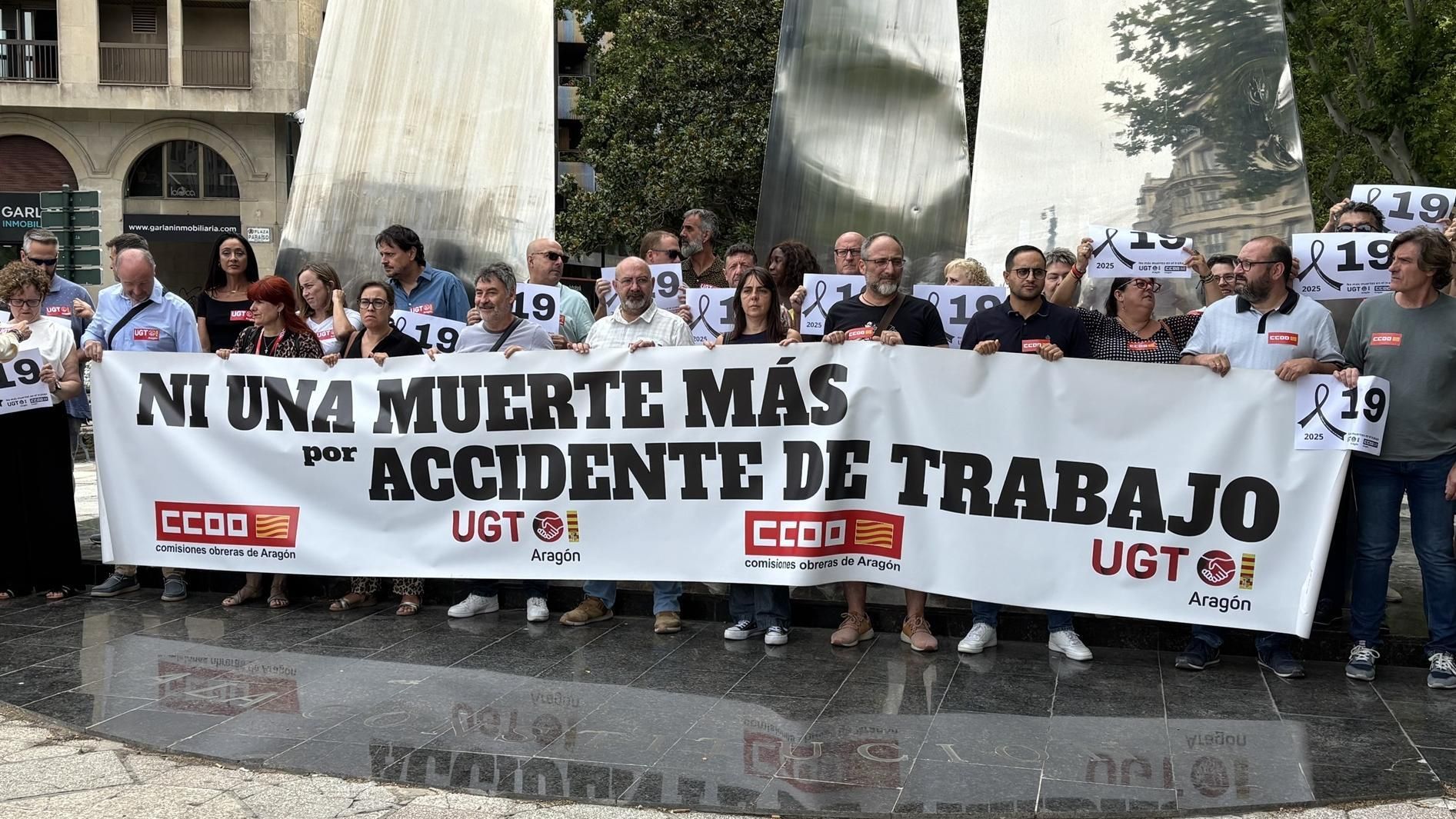 Concentraciones sindicales por las muertes en el trabajo en Aragón