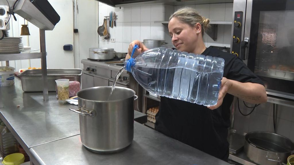 La presencia de ácido cianúrico deja sin agua de grifo durante todo el verano a Bonmatí, Girona