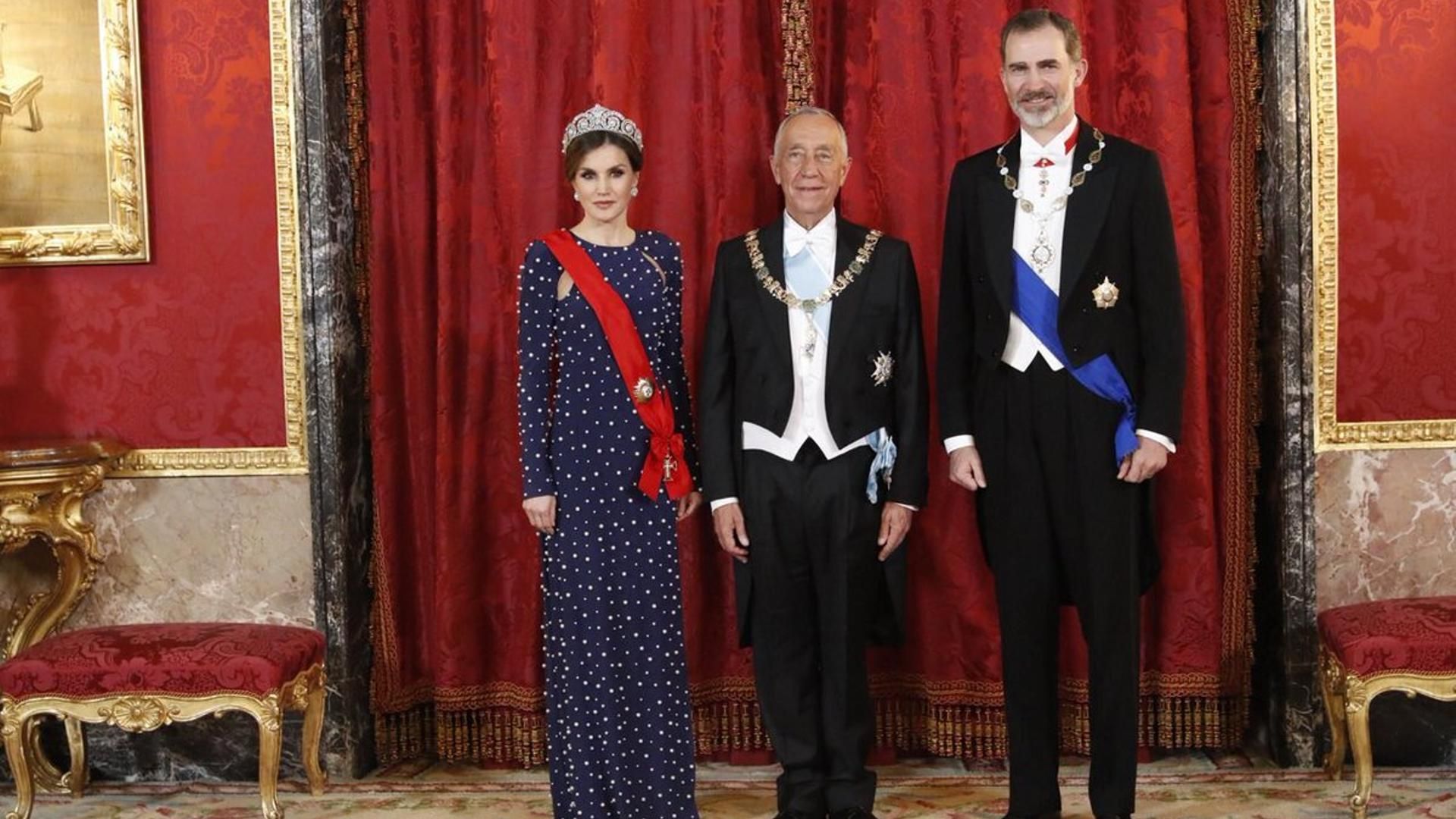 Los reyes, junto al presidente de Portugal, Marcelo Rebelo de Sousa