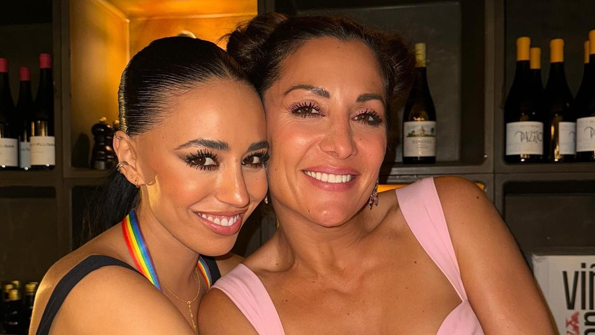 Nagore Robles y Carla Flila en redes