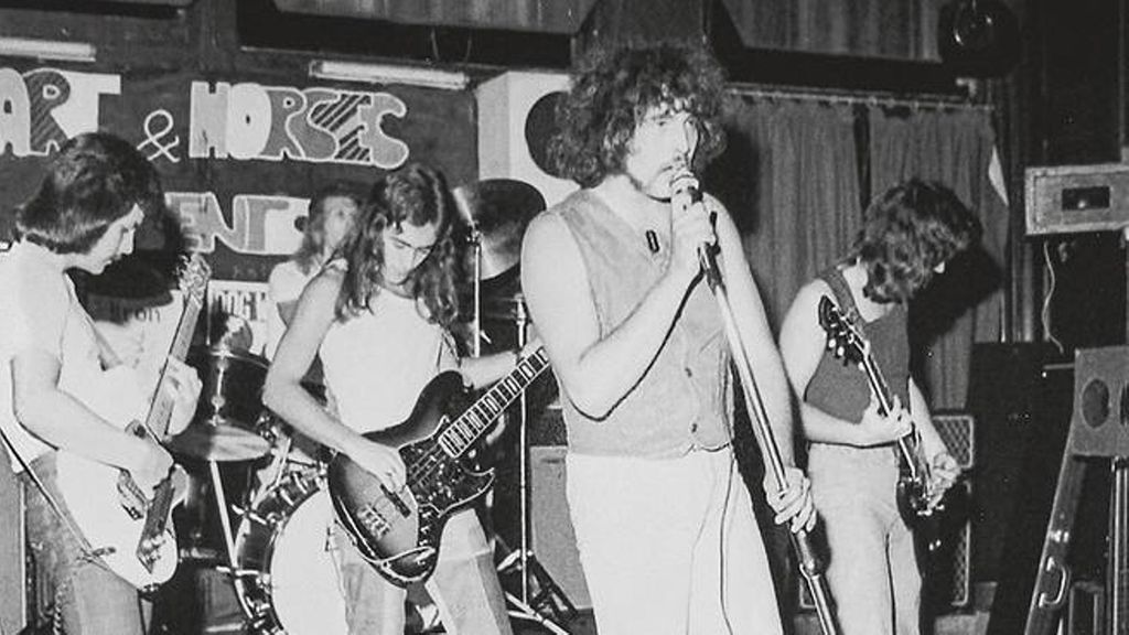 Paul Mario Day, primer vocalista de Iron Maiden