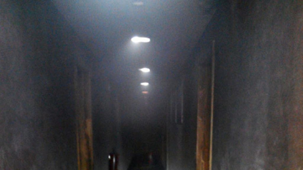 Seis heridos, tres de ellos policías, en el incendio de una vivienda en Pamplona