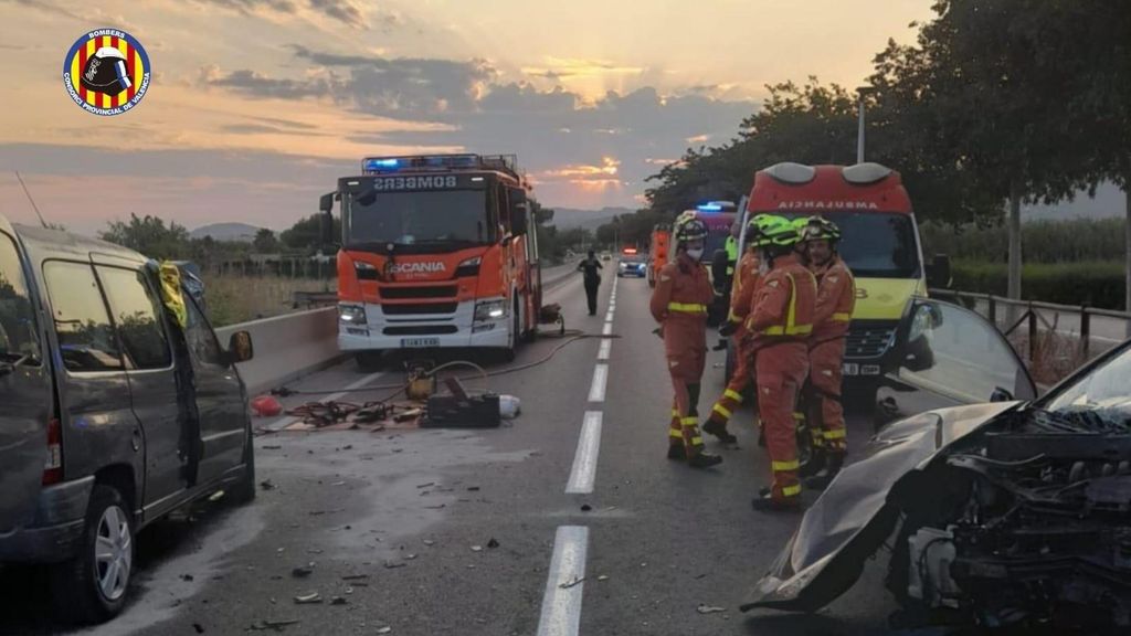 Dos muertos en un accidente en Puçol tras un fuerte choque en el Camí la Mar que obligó a excarcelar a las víctimas