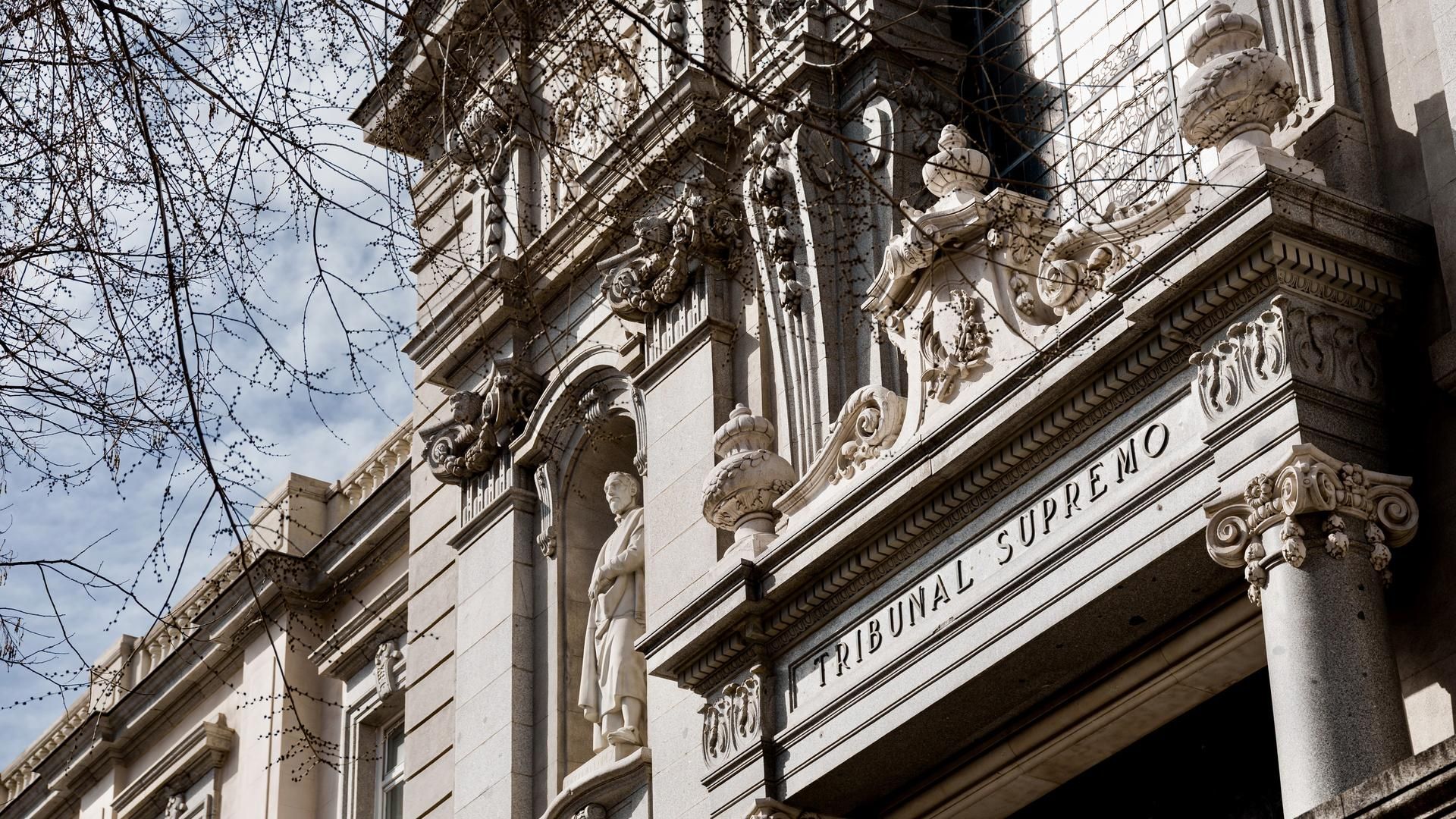 Archivo - Fachada del Tribunal Supremo, en Madrid (España).