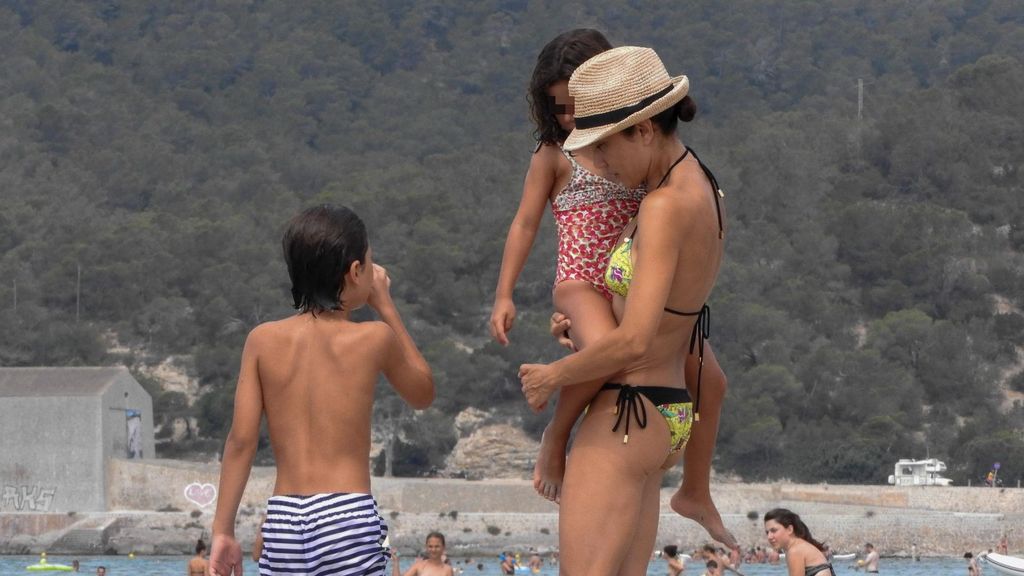 Así son Nicolás y Julia, los hijos de Toni Acosta y Jacobo Martos (Imagen: Cordon Press)