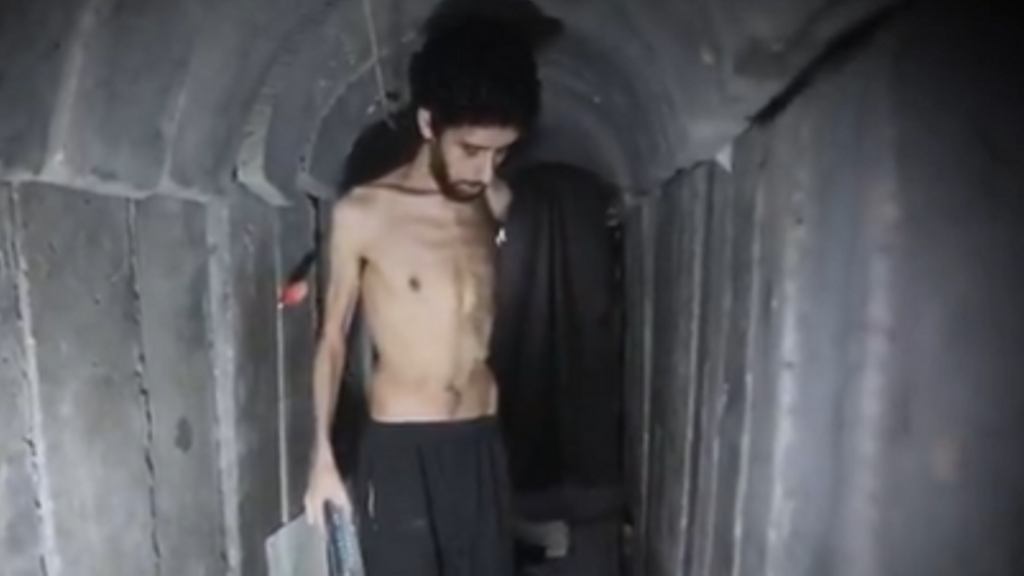 Hamás publica un vídeo del rehén Evyatar David, secuestrado en 2023: desnutrido y en un túnel construido en Gaza