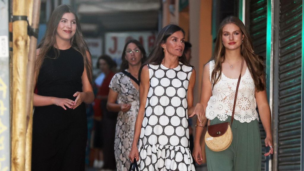 La reina Letizia, la princesa Leonor y la infanta Sofía