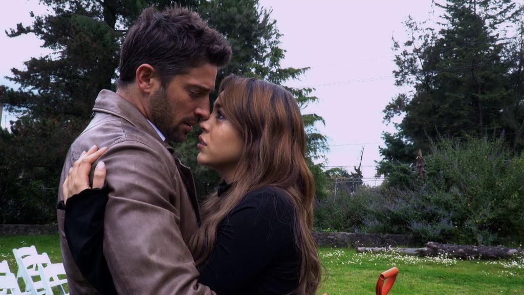 Acercamiento inevitable La Doña Temporada 1 Capítulo 101