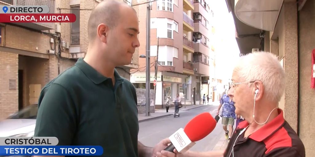 Un testigo que vivió en primera persona el tiroteo, presuntamente entre clanes, en Lorca: ''Disparó tres veces''