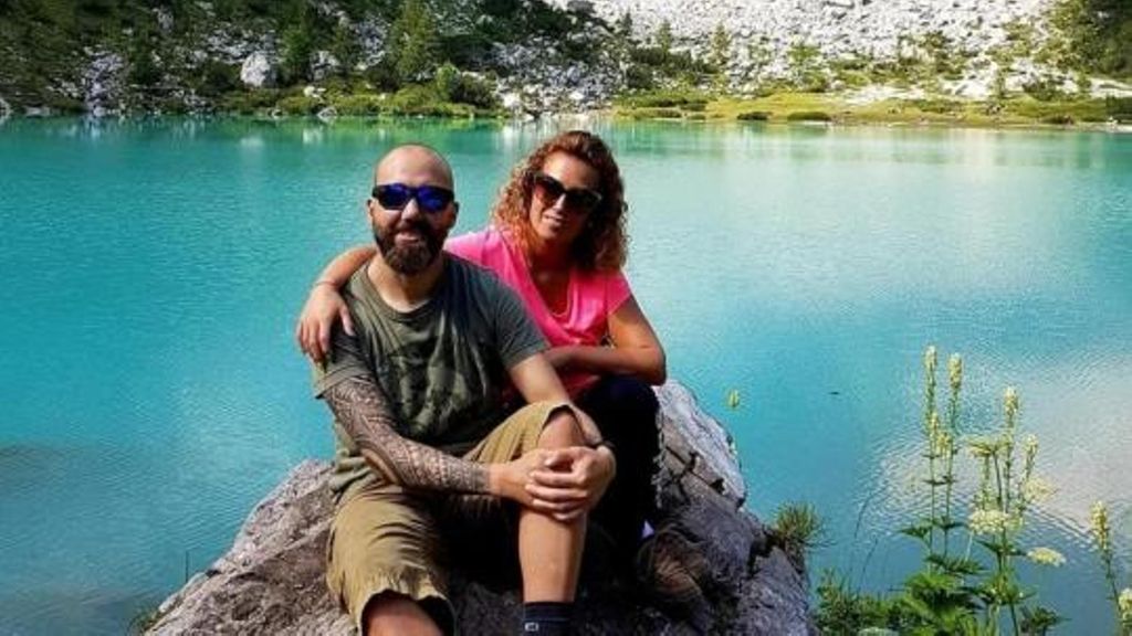 Un hombre italiano de 35 años se desploma tras cruzar la línea de meta en una carrera y muere delante de su familia