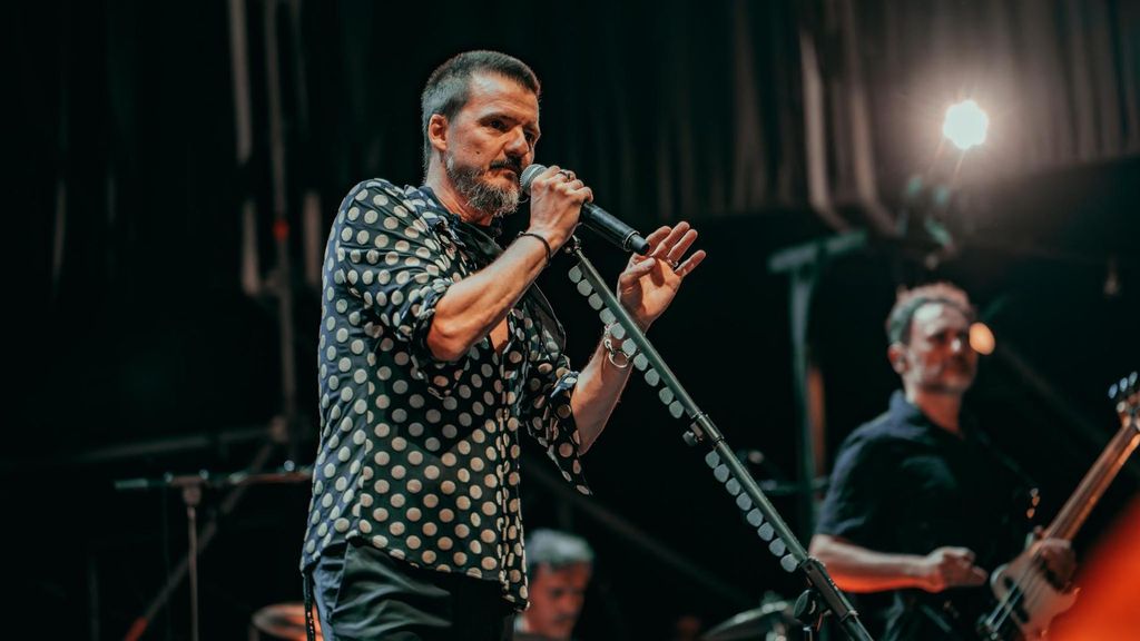 Coque Malla repasa sus 40 años sobre el escenario en el Tío Pepe Festival de Jerez