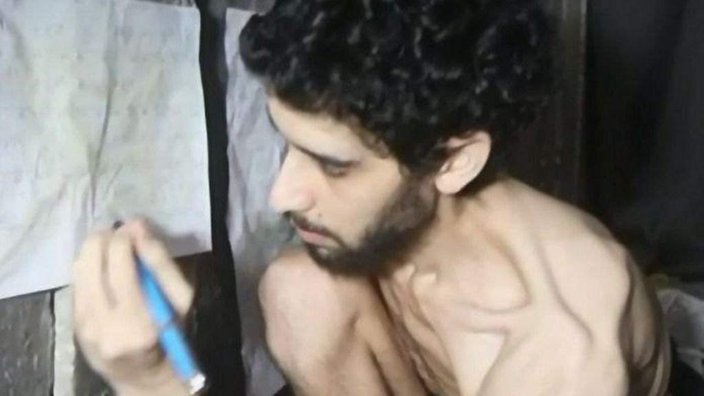 Hamás difunde un vídeo del rehén Evyatar David, extremadamente delgado, en Gaza: "Lo que estoy cavando es mi propia tumba"