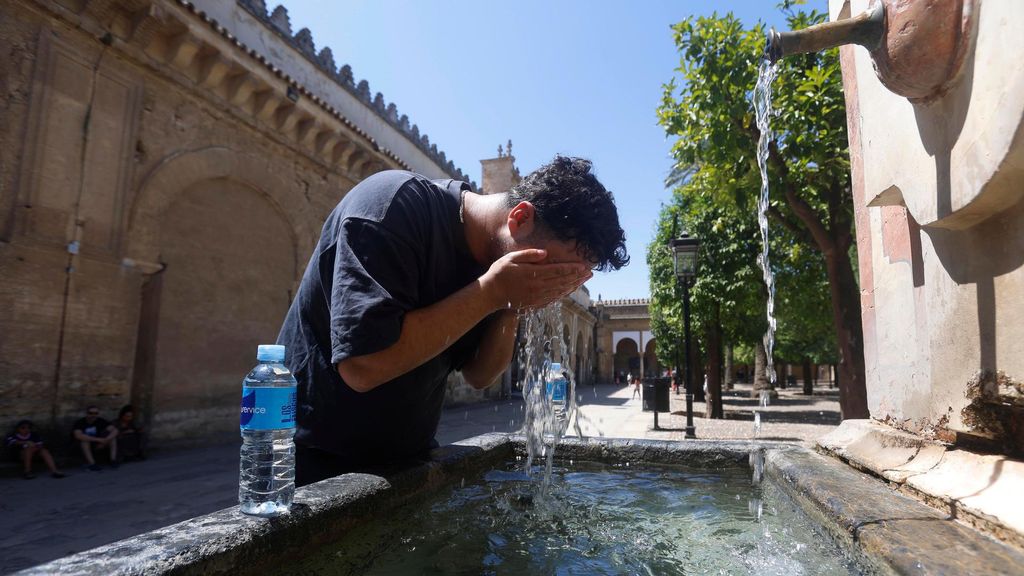 Llega la segunda ola de calor del verano, con máximas de casi 45ºC: la AEMET confirma la fecha y las CCAA más afectadas
