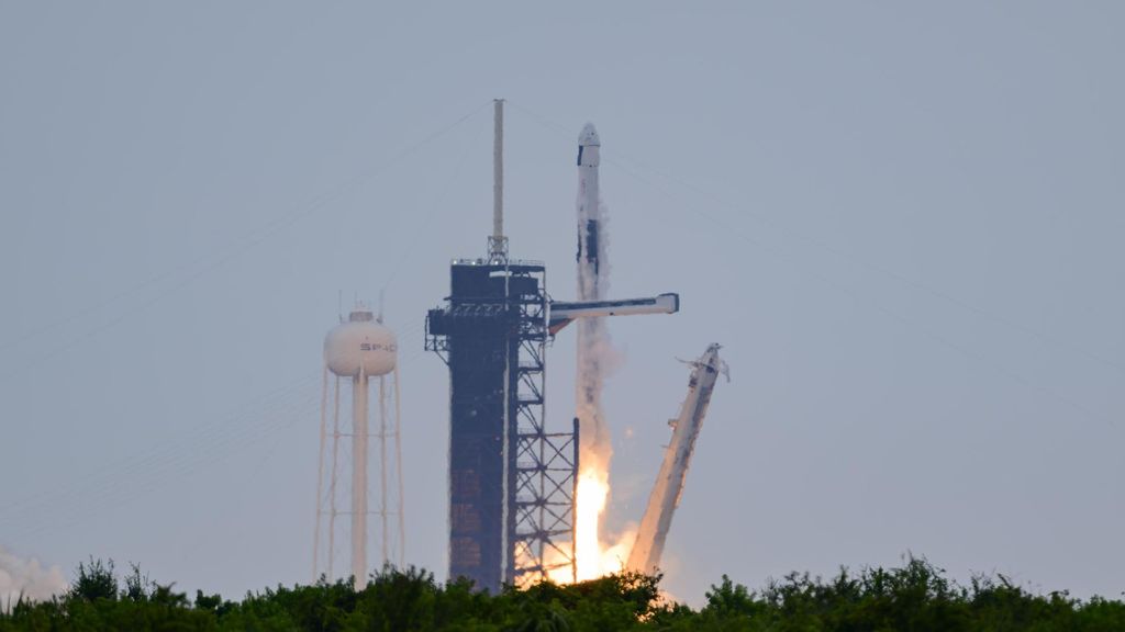 Space X envía su undécima nave tripulada a la Estación Espacial