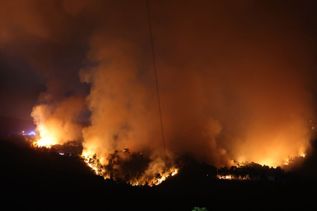 Cuatro fuegos arrasan Vila Real, en Portugal