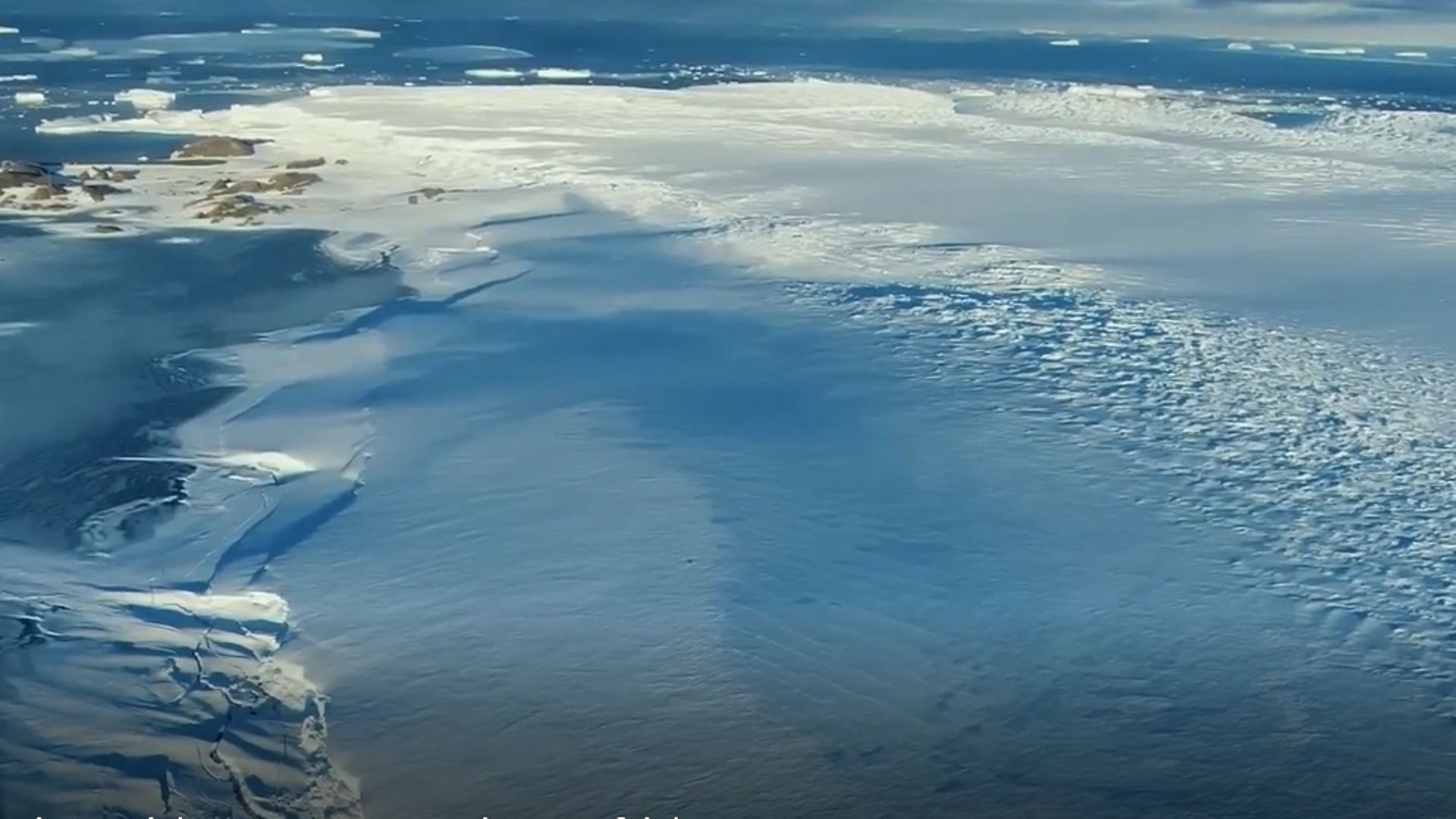 Barcelona se embarca en un viaje inmersivo al corazón de la Antártida