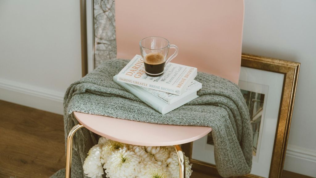 casa decoracion alisa anton unsplash