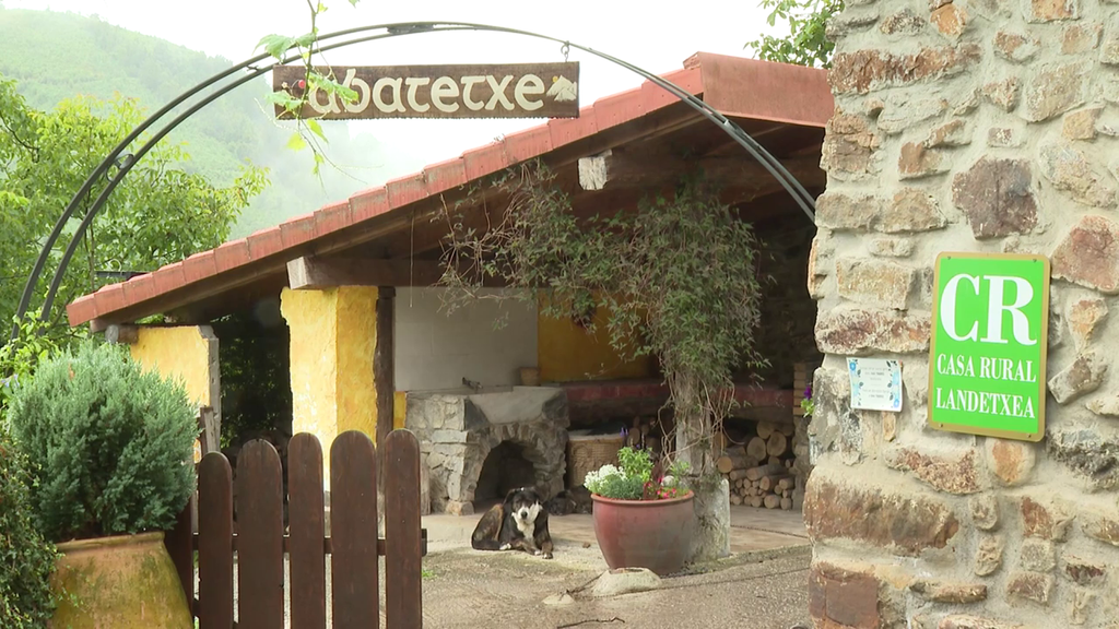 La casa rural Abatetxe, en Guipúzcoa, no utiliza ningún servicio público