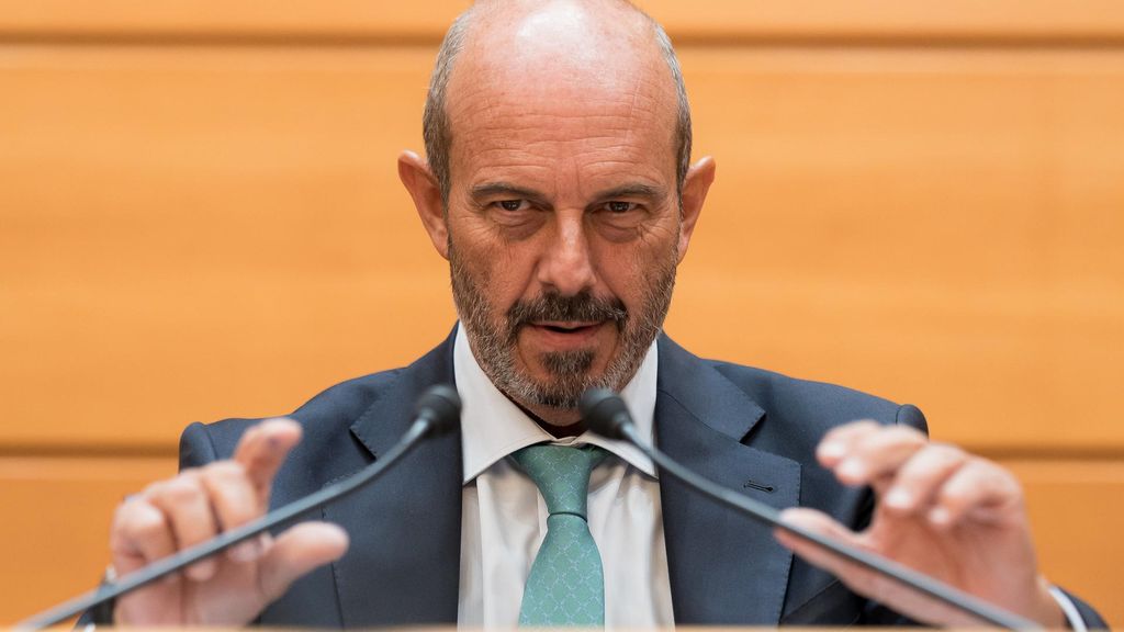 Redro Rollán, presidente popular del Senado, se suma a la polémica de políticos con currículums inventados