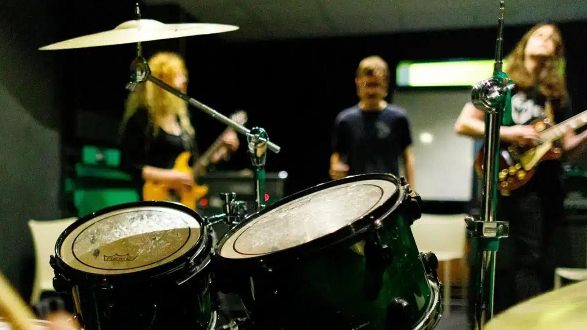 Una de las clases de The Metal Factory