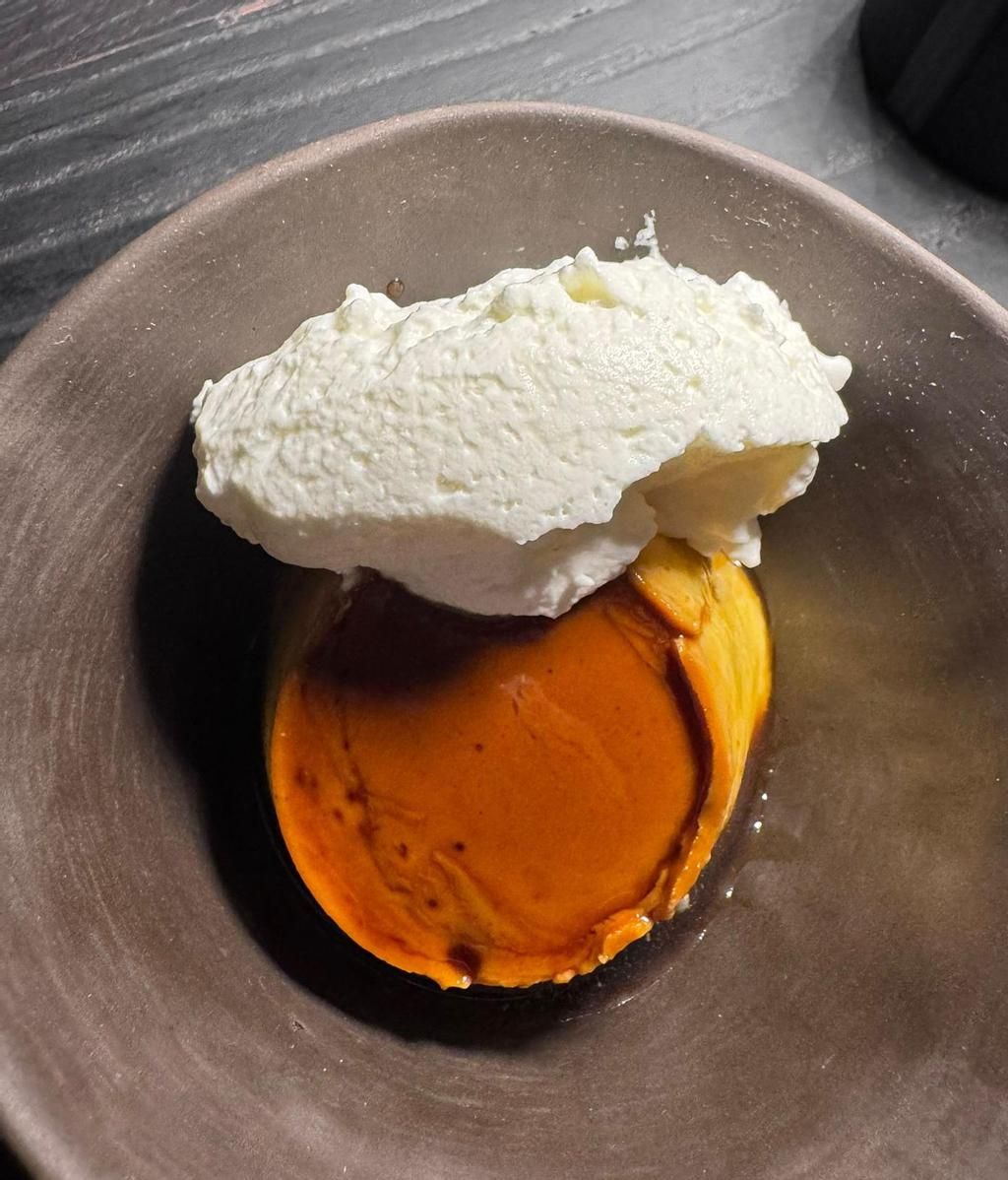 Flan con nata