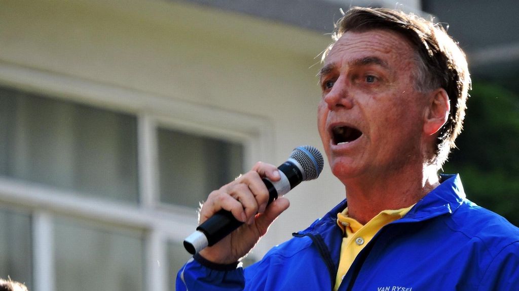 Decretan el arresto domiciliario para Jair Bolsonaro, acusado de planear un golpe de Estado, tras el incumplimiento de las medidas cautelares impuestas