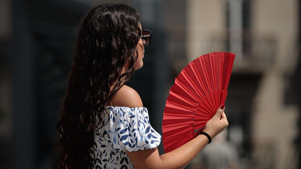 Dormir en plena ola de calor, un reto imposible: las noches tropicales no dan tregua con mínimas de 20°C
