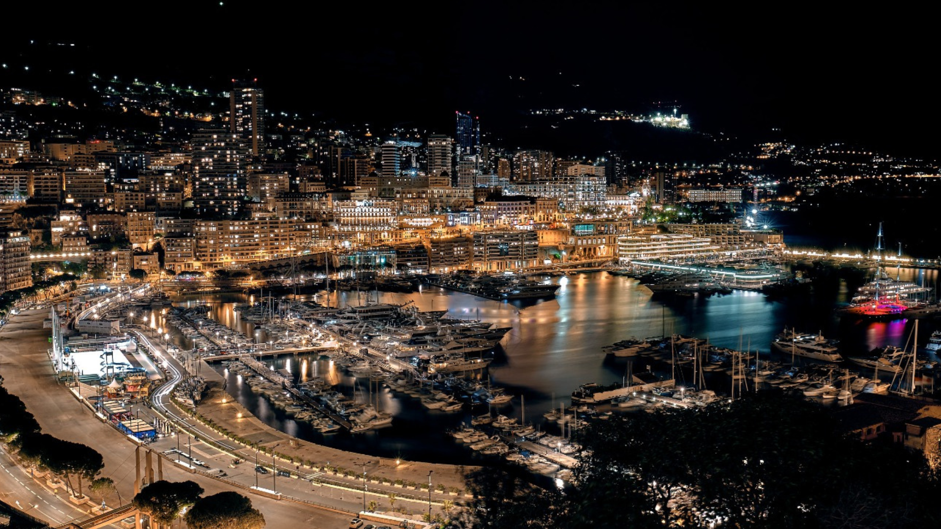 El puerto de Mónaco, visto desde un ático