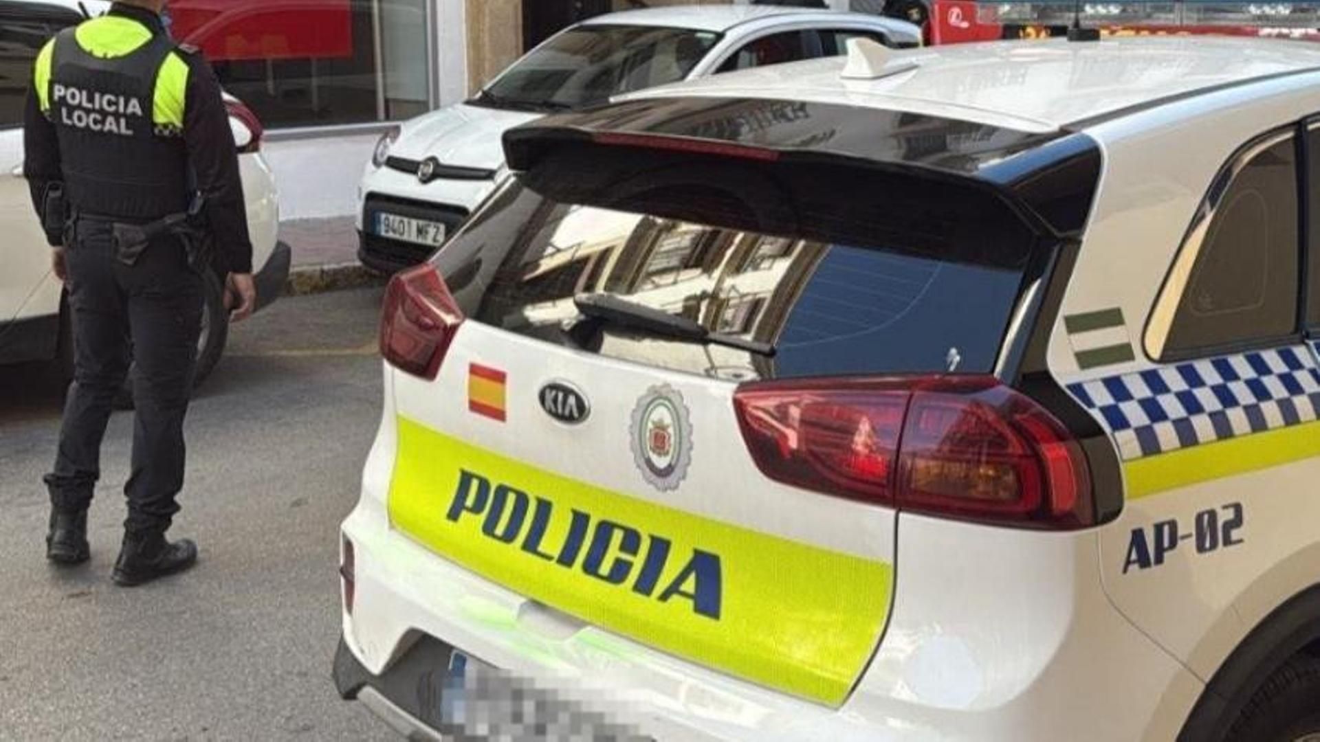 Indemnizarán a un hombre porque unos policías le grabaron defecando y lo difundieron