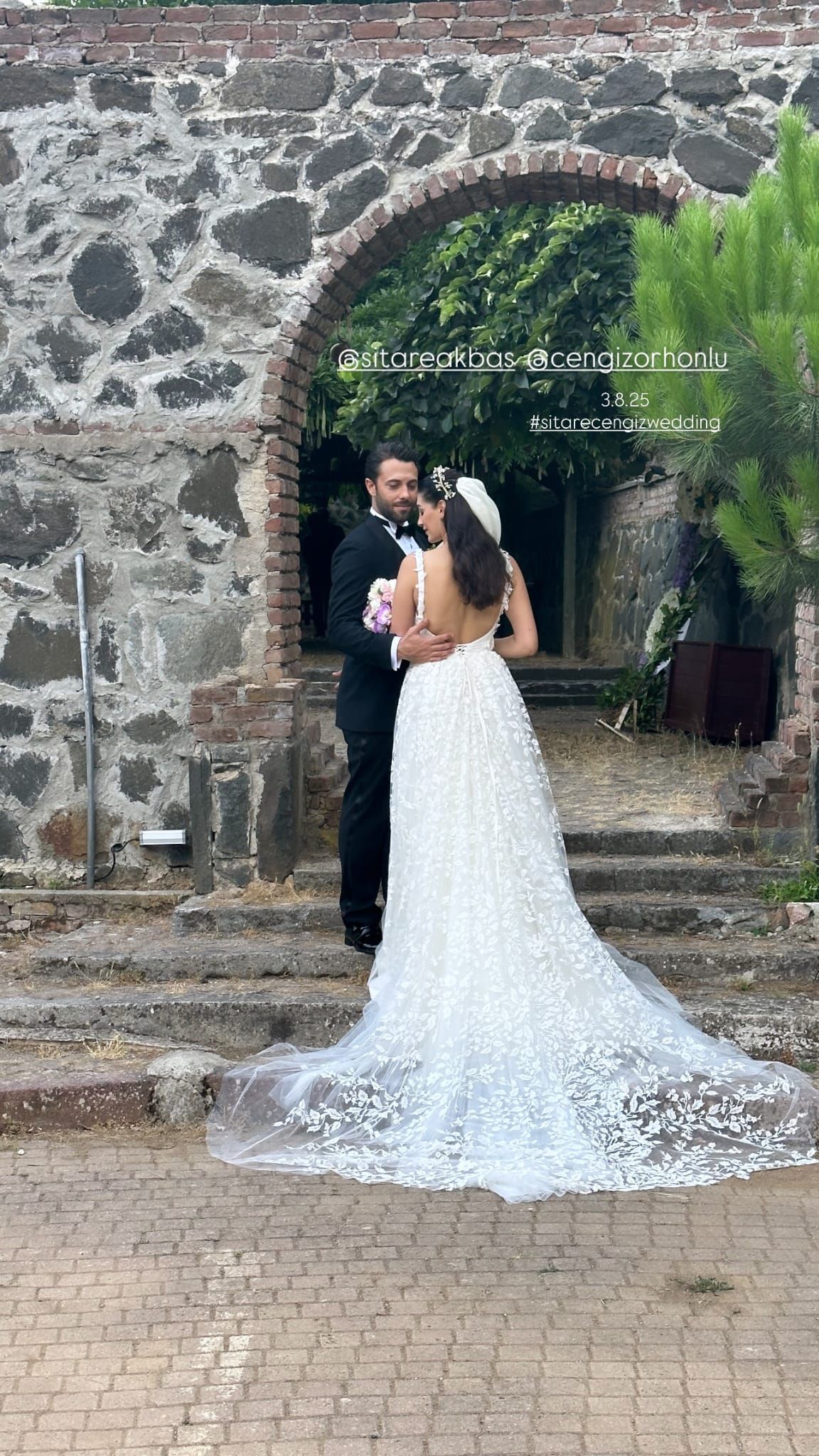 La boda de Sitare Akbaş