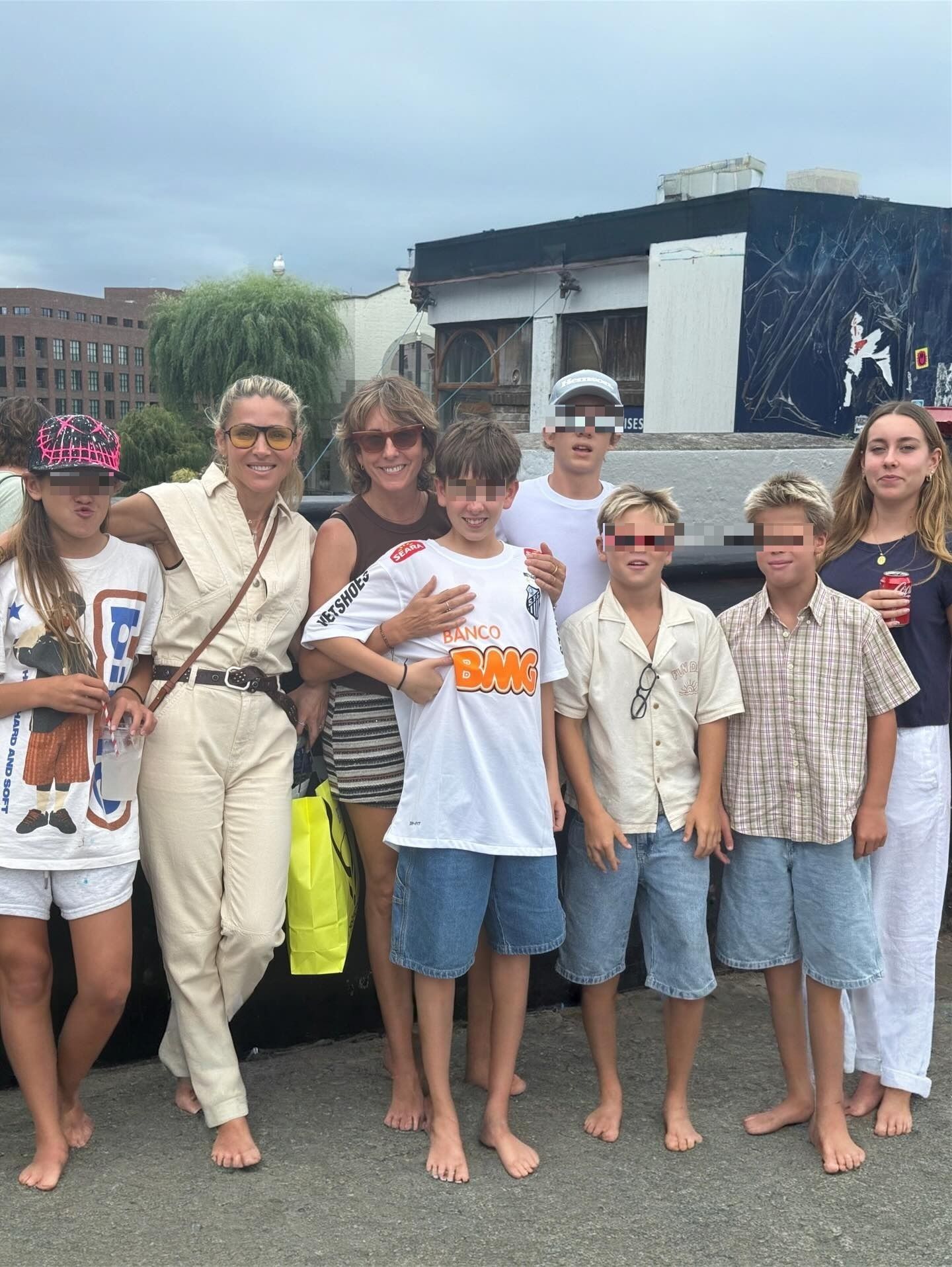 La foto de Elsa Pataky y sus hijos que ha llamado la atención de sus seguidores
