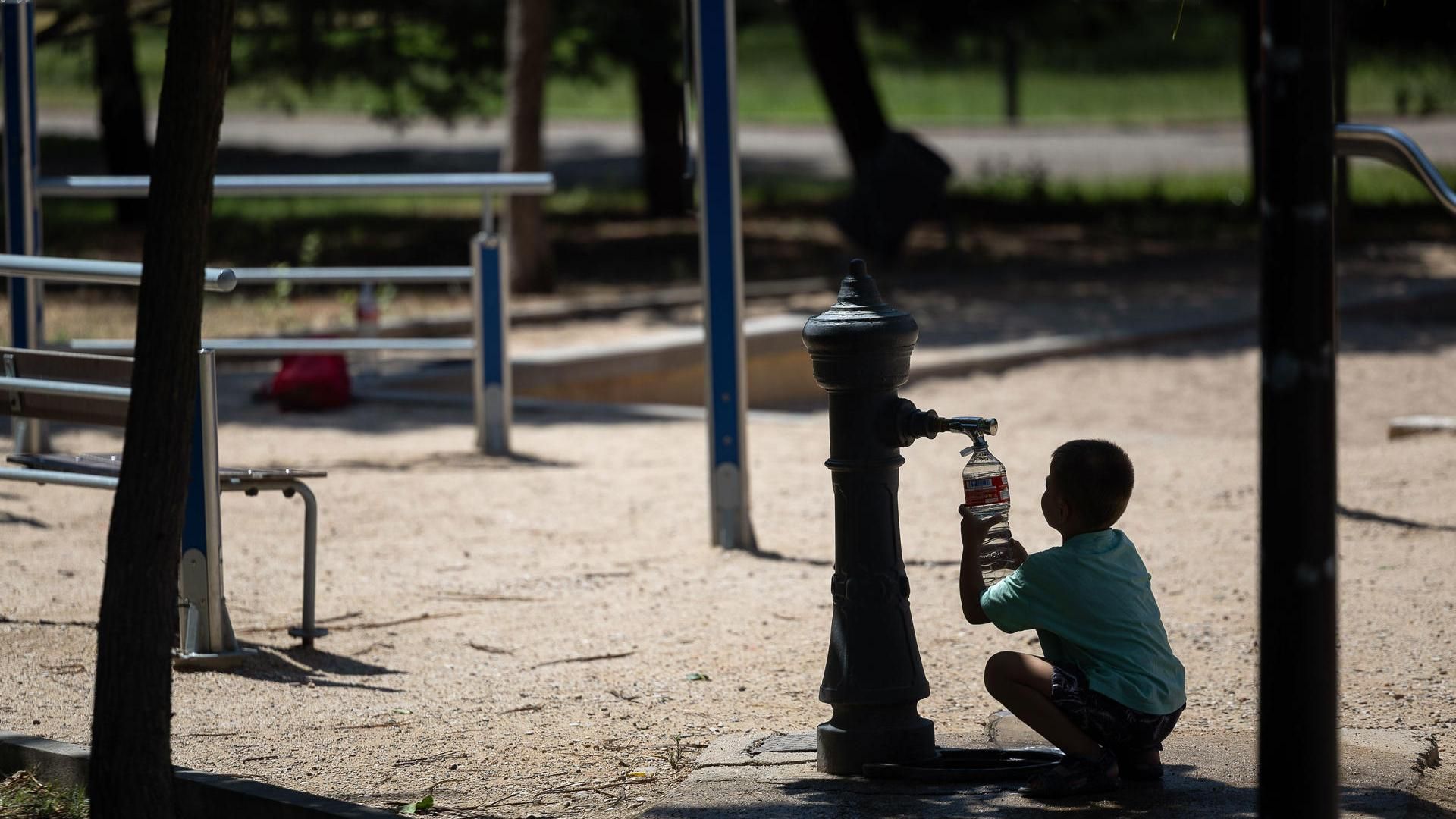 La ola de calor continúa azotando casi toda la península hasta al menos el domingo