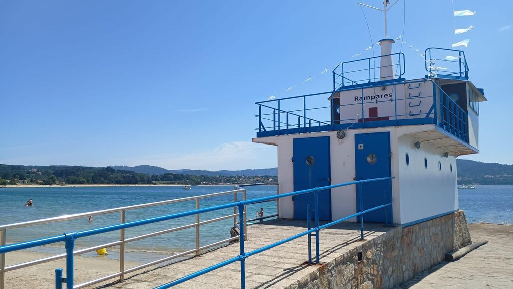 Playas llenas de bañistas y vacías de socorristas en Galicia
