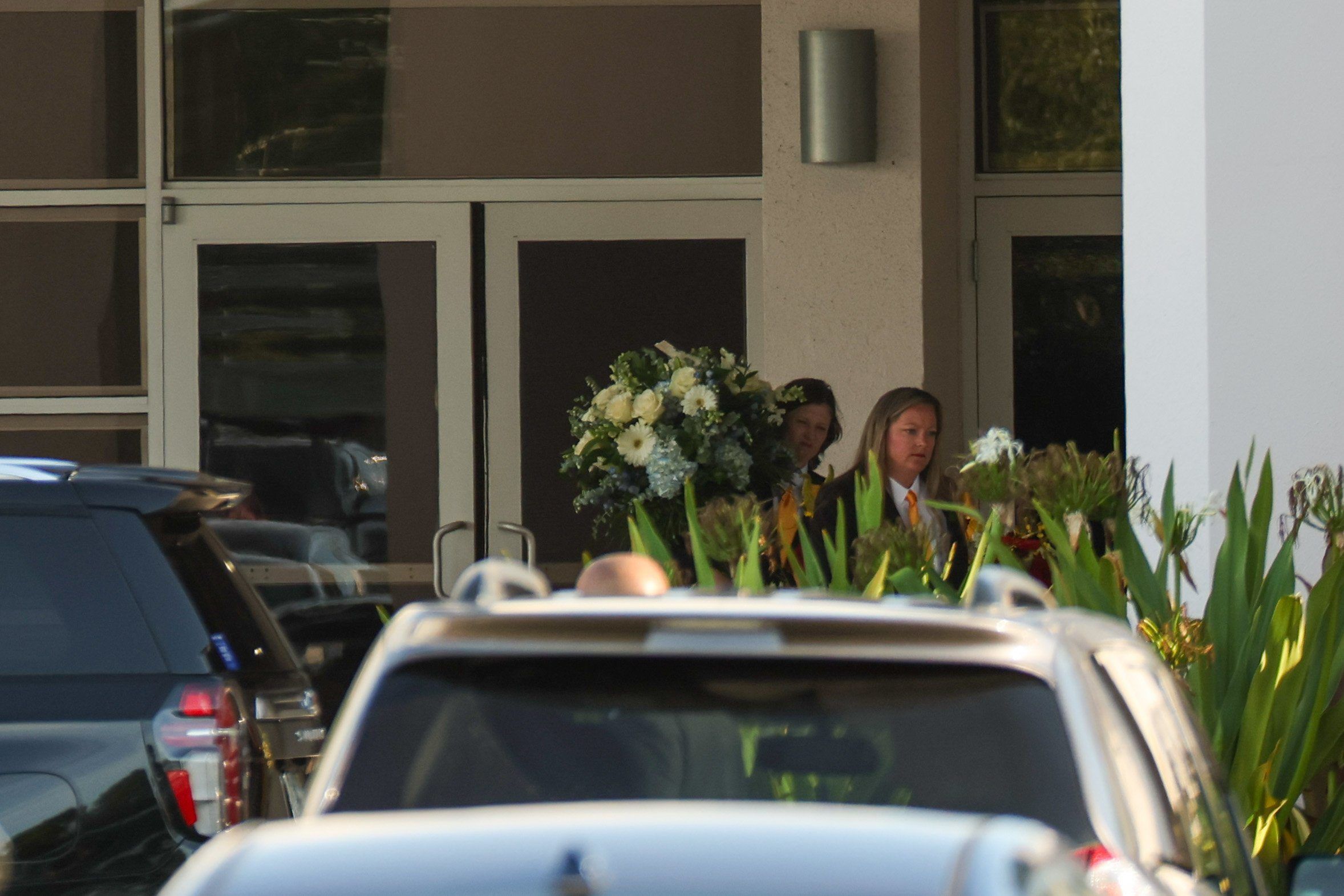 Amigos y familiares acuden al funeral de Hulk Hoogan