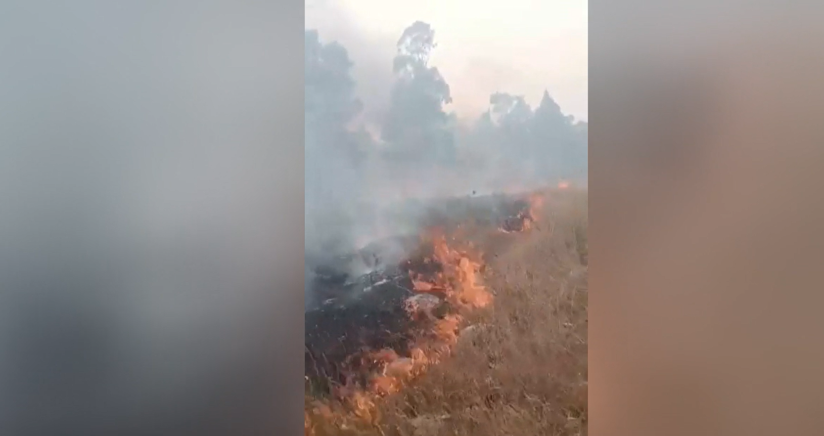Cuatro focos activos en el incendio en A Coruña