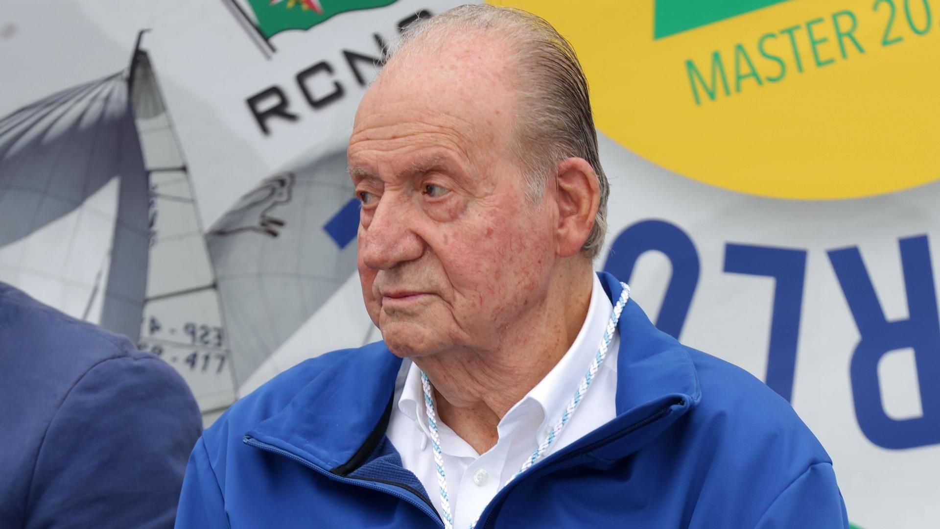 El rey Juan Carlos durante la entrega de trofeos de la Regata Rey Juan Carlos I en Sanxenxo