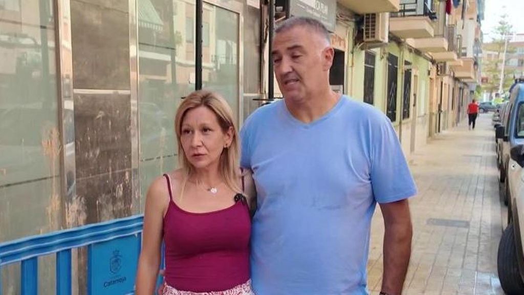 Él voluntario y ella damnificada: se conocieron ayudando en la DANA y ahora construyen también un amor