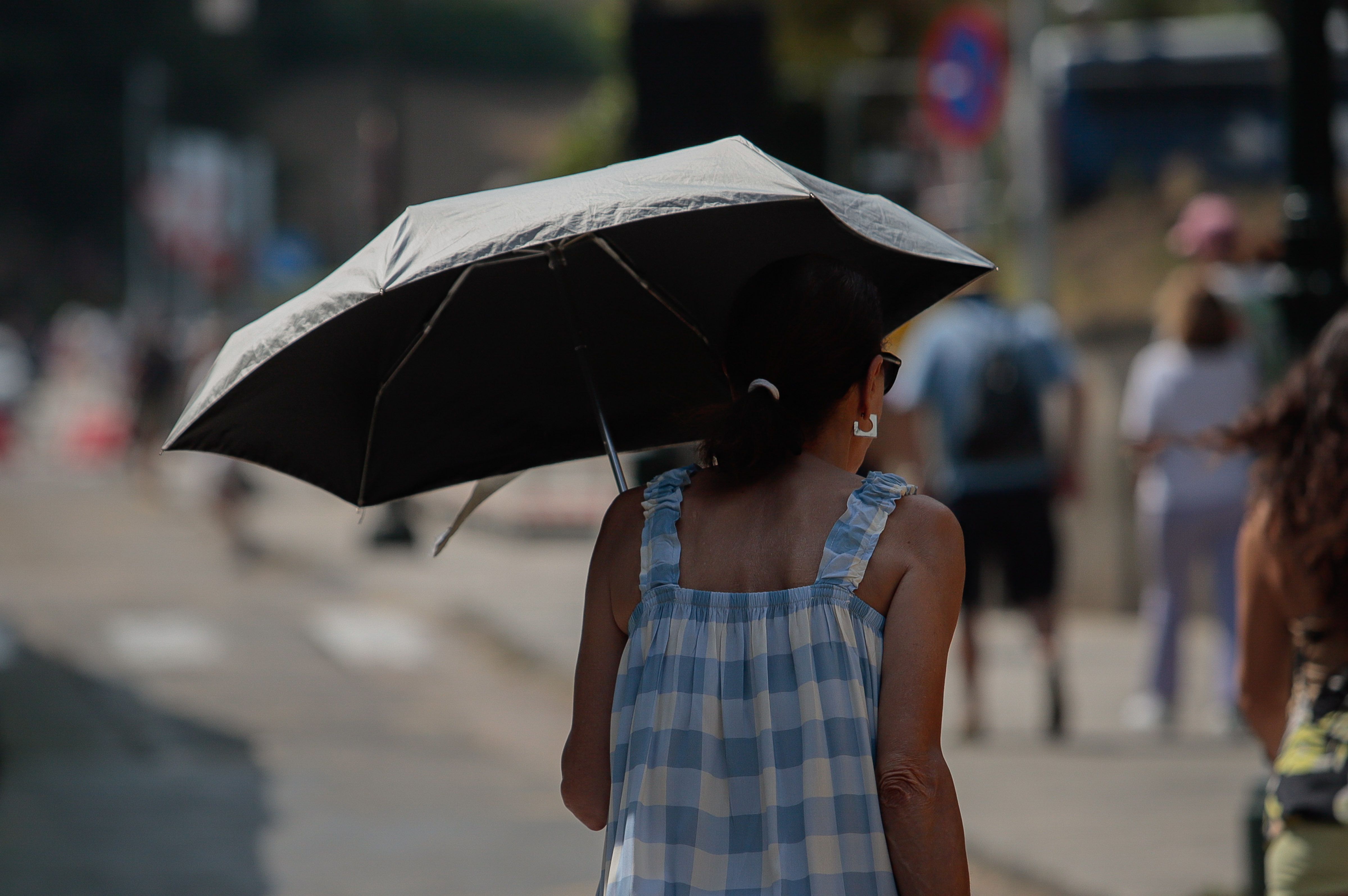 Termómetros en rojo en Andalucía y Galicia