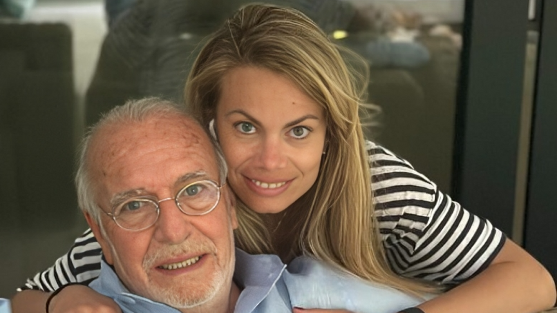 Carla Goyanes y su padre, Carlos Goyanes