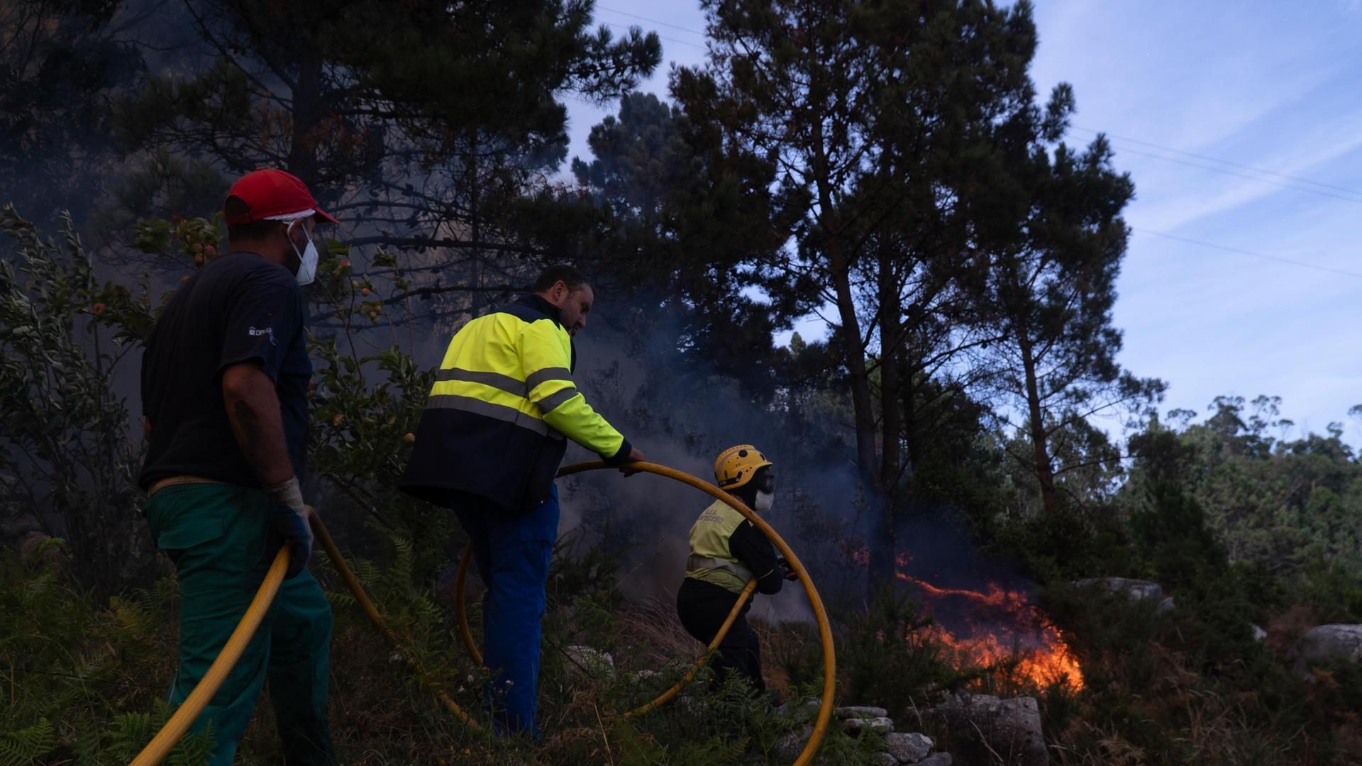 El autor de los incendios en Ourense queda en libertad con comparecencias semanales