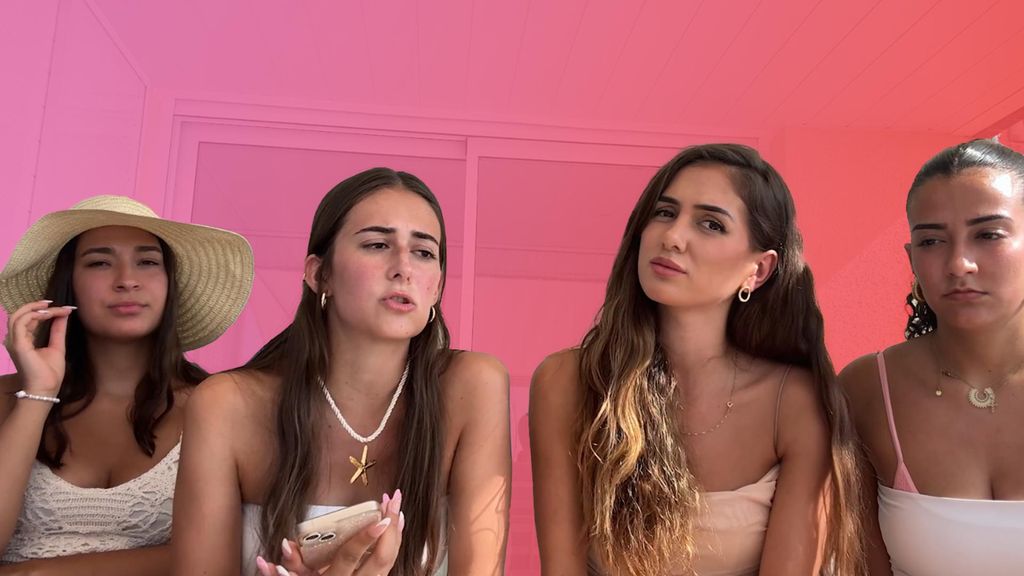 La primas de Maica Benedicto desvelan si la fama la ha cambiado: “No hay que olvidar de donde vienes” Obvio microbio Temporada 1 Top Vídeos 18