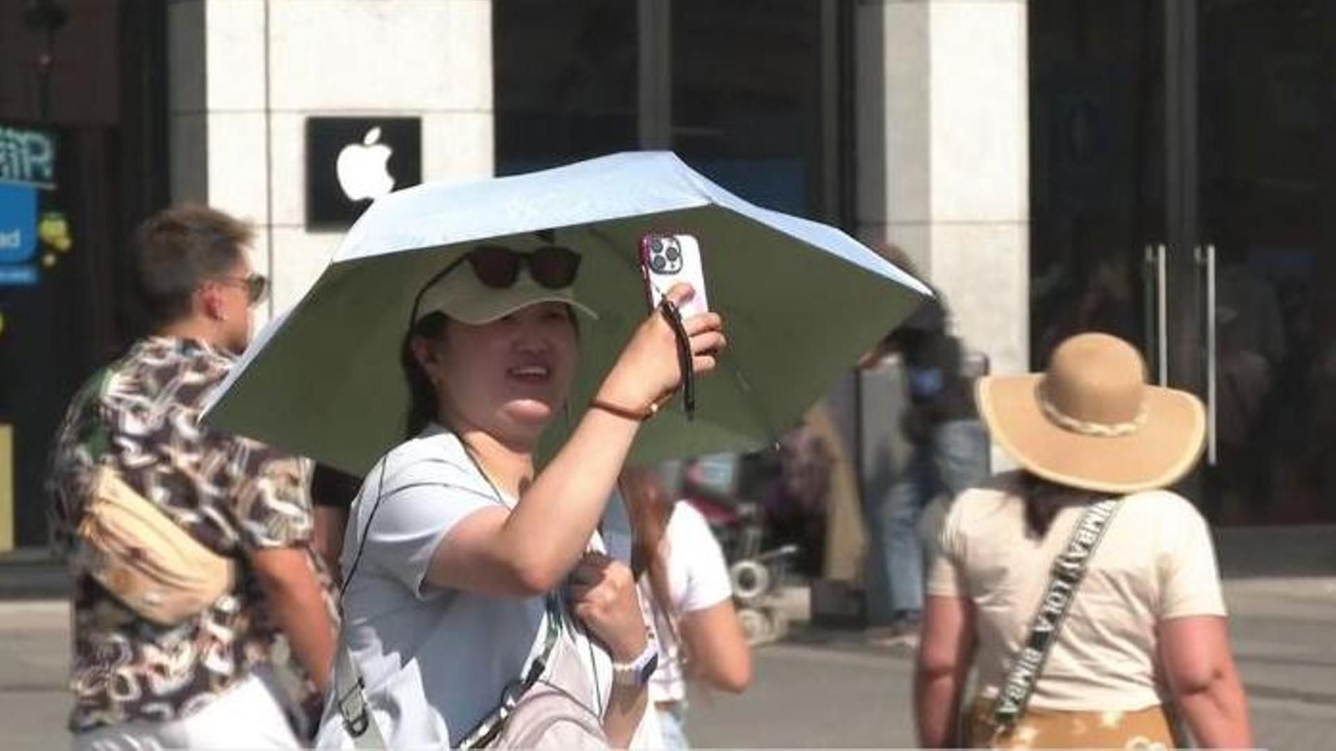 La ruta del aire acondicionado: los principales refugios climáticos a los que acudir en verano en Madrid