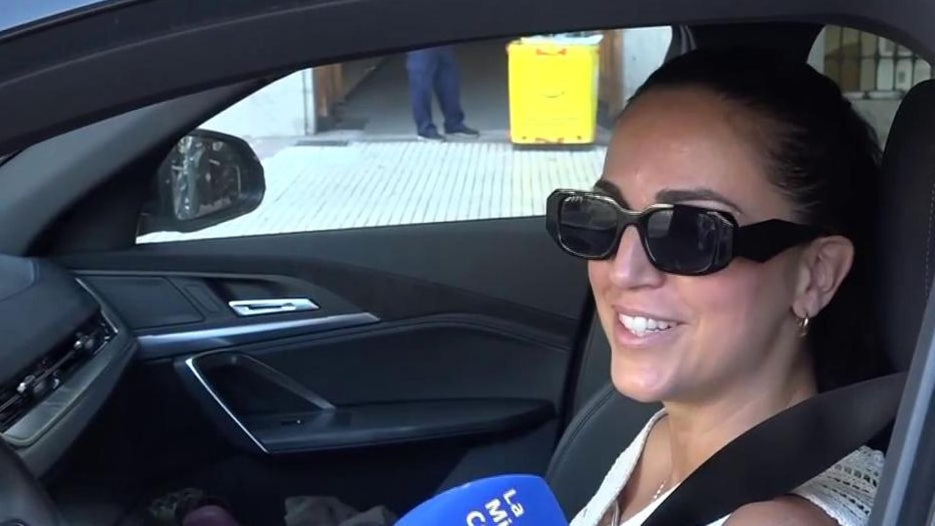 Conducir con chanclas o mojado: las multas que no te esperas y que pueden arruinarte el verano