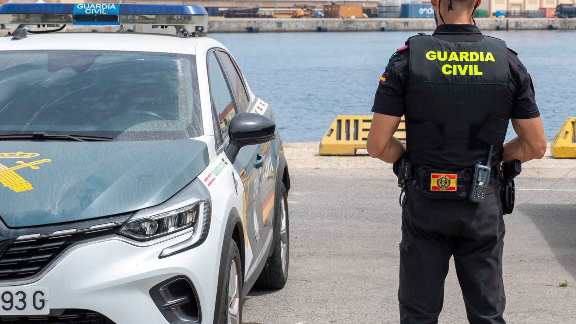 Guardia Civil en la costa