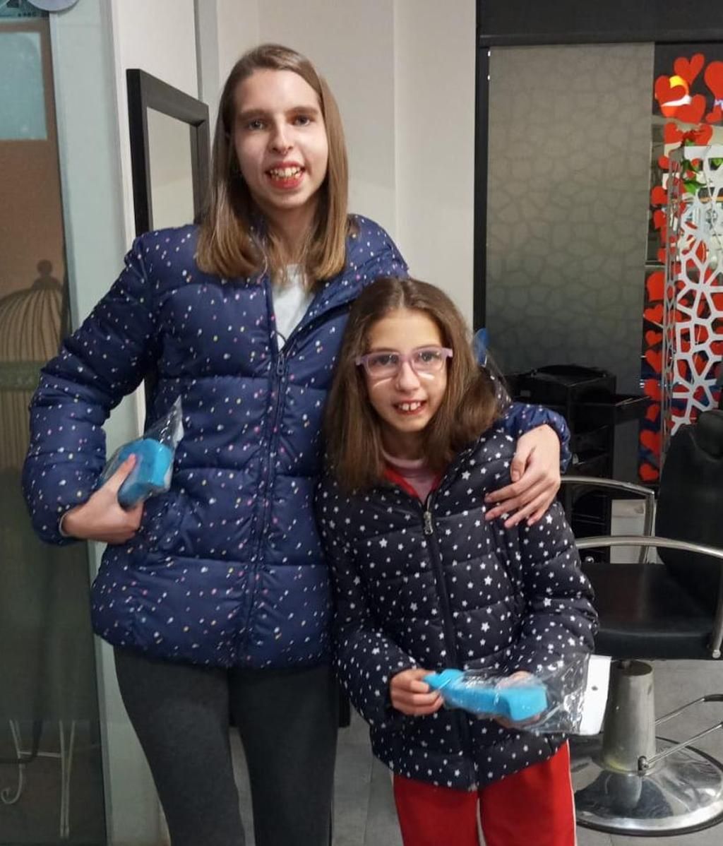 Irene y Mireia, ambas padecen el síndromde DYRK1A