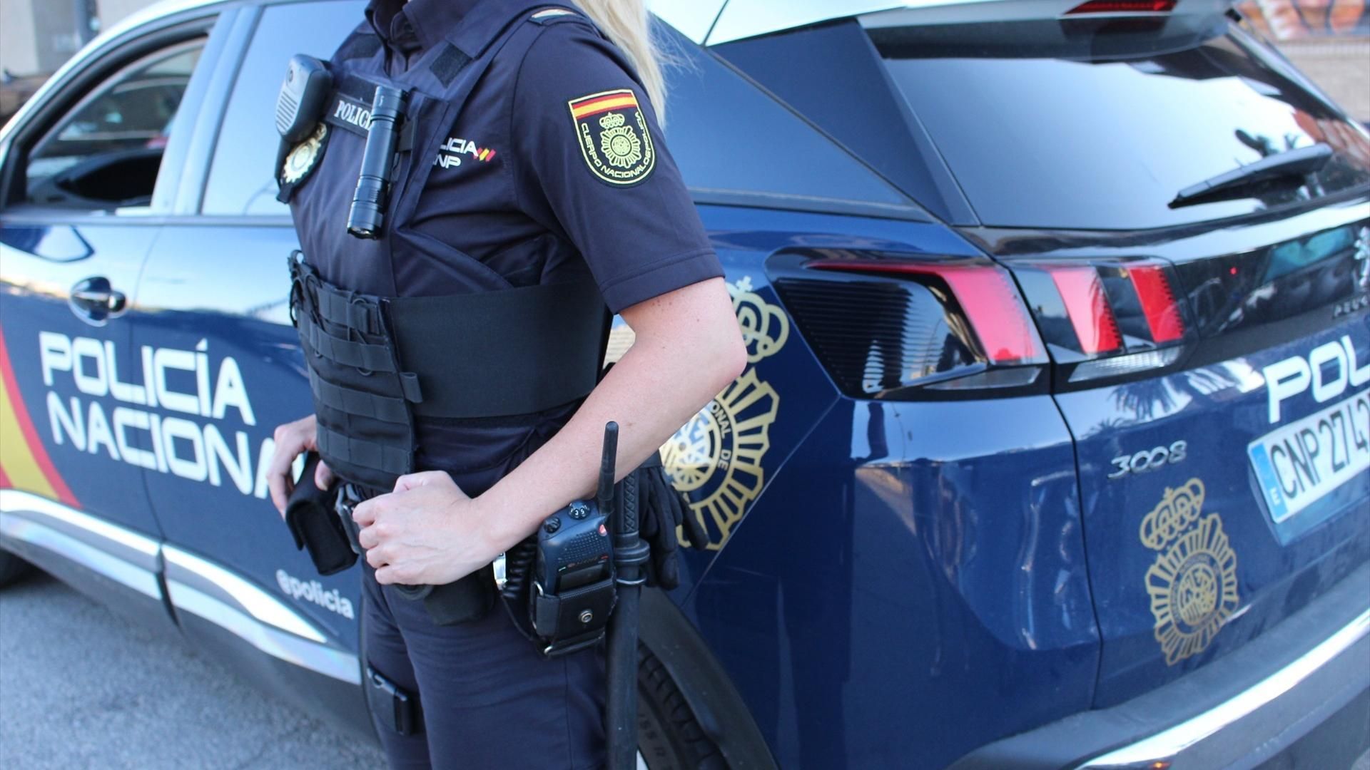 La Policia Nacional detiene a un hombre en Lugo. Foto archivo