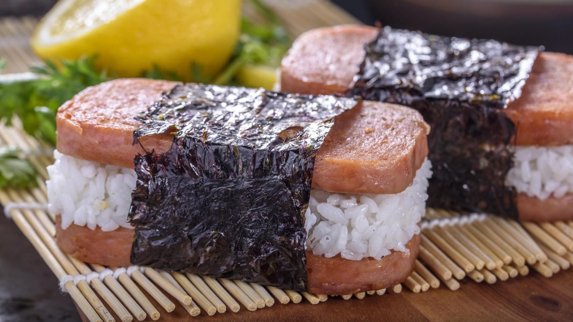 Spam musubi