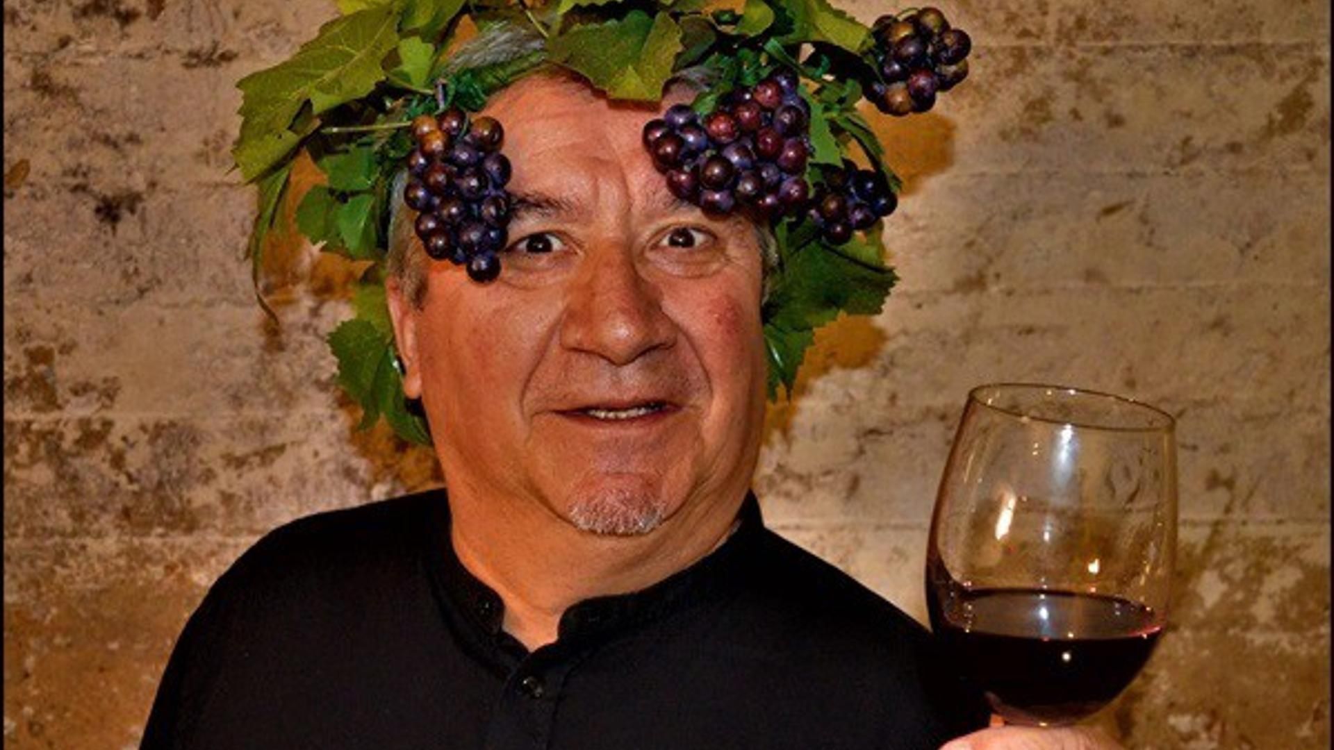 Domingo Alfaro en una imagen promocional de su última obra 'Ayyyy, vino divino!'.